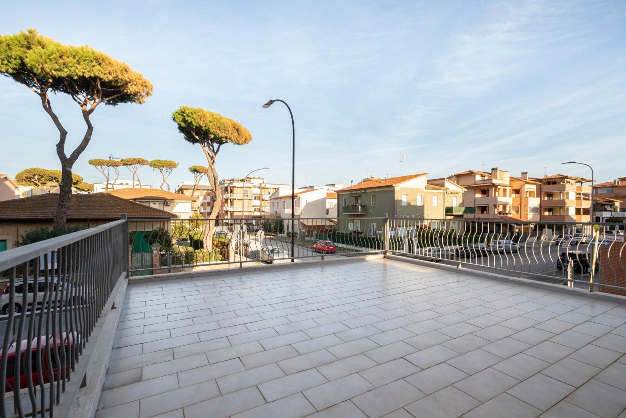 Lola Piccolo Hotel E Appartamenti Marina di Grosseto Exterior photo