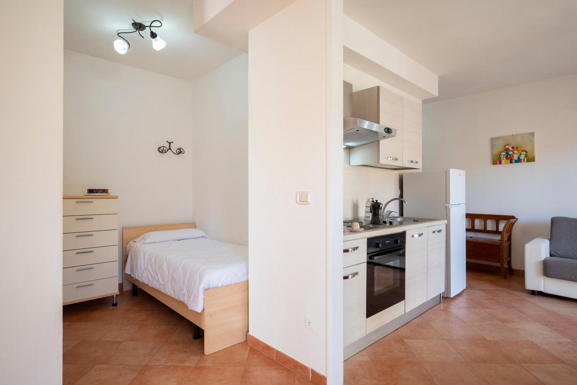 Lola Piccolo Hotel E Appartamenti Marina di Grosseto Exterior photo